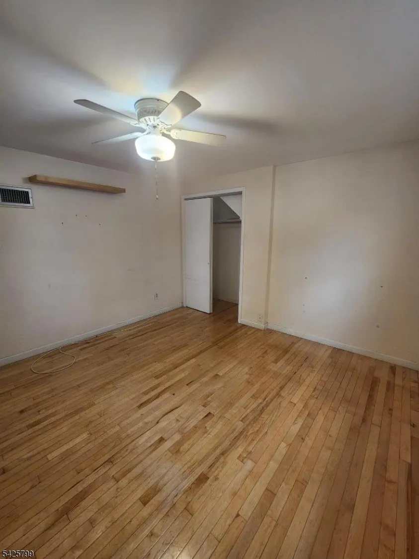 706 Keep St Linden City, NJ 07036