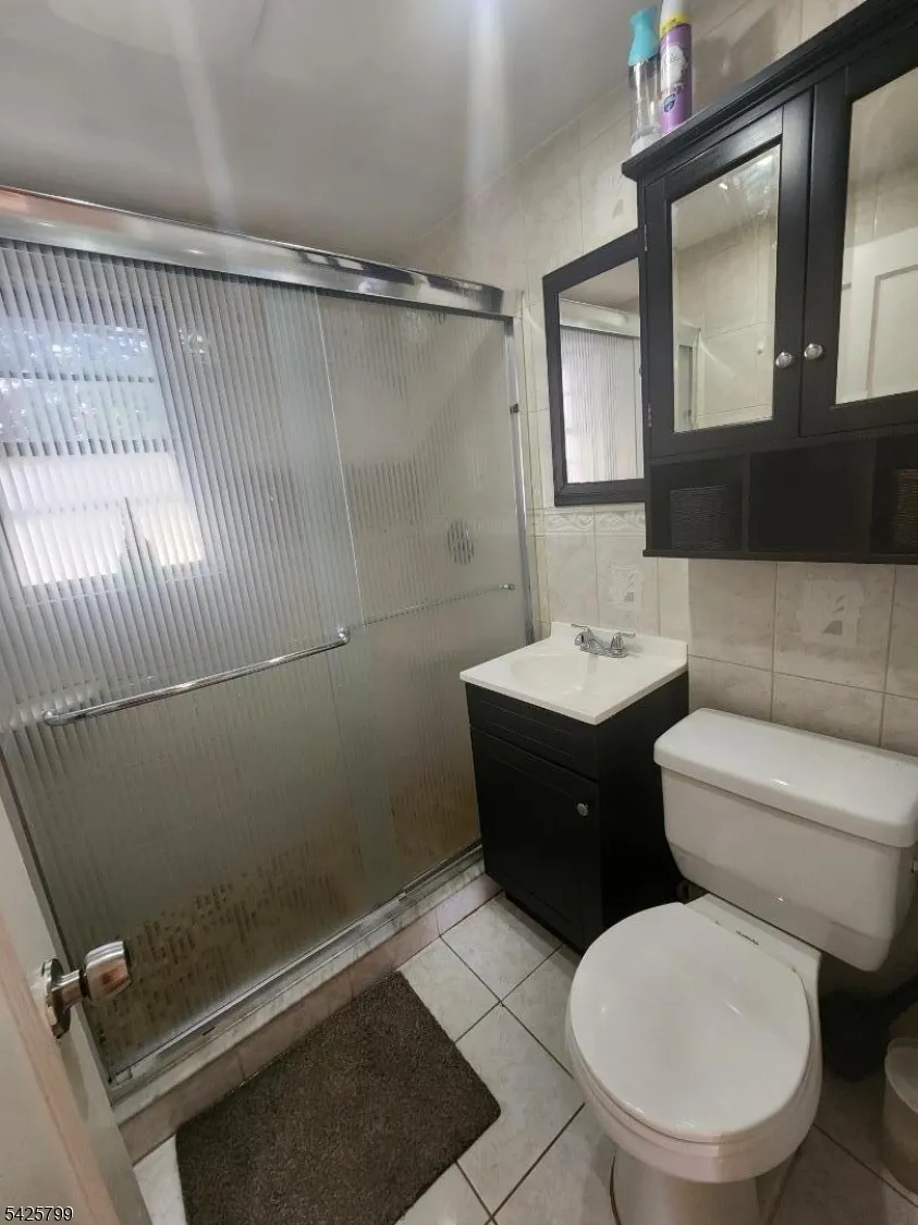 706 Keep St Linden City, NJ 07036