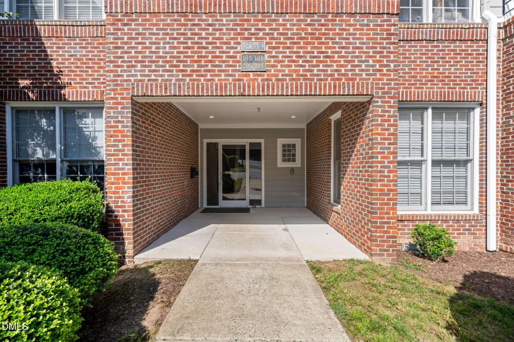 524 Aberdeen Drive #Apt 205 Chapel Hill, NC 27516