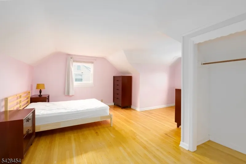 441 Blanchard Ter Hackensack City, NJ 07601