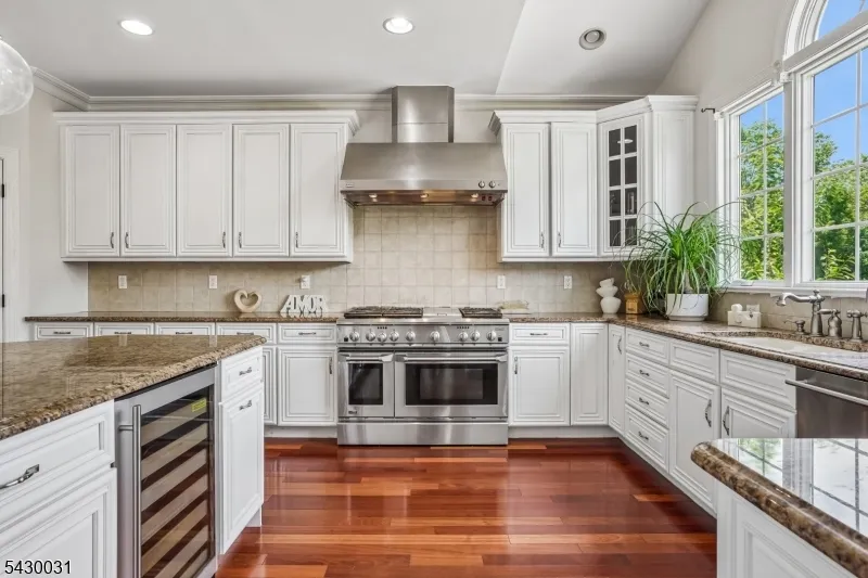 23 Balmoral Dr Alexandria, NJ 08867