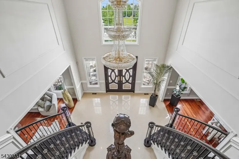 23 Balmoral Dr Alexandria, NJ 08867