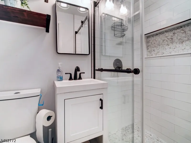 20 Watchung Pl Bloomfield, NJ 07003