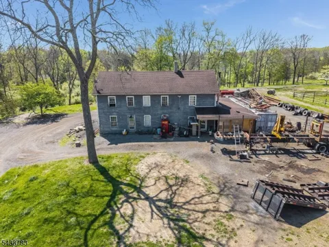 9 Creamery Ln
