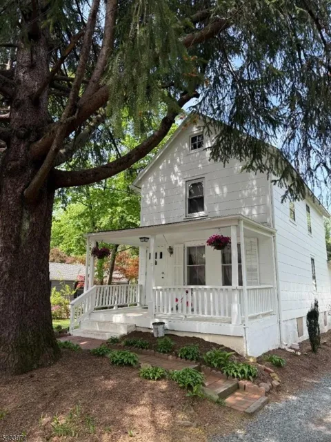 10 Bodnar St