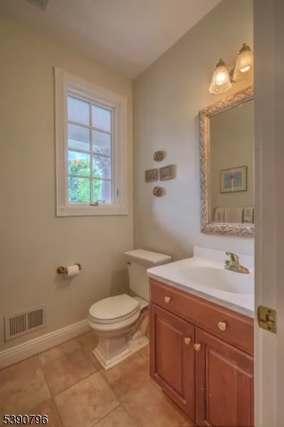 6 Wright Ln Mendham, NJ 07931