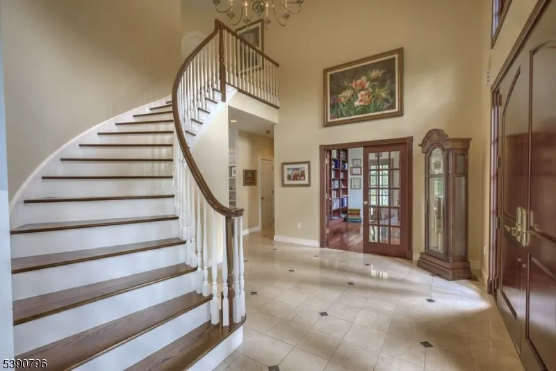 6 Wright Ln Mendham, NJ 07931