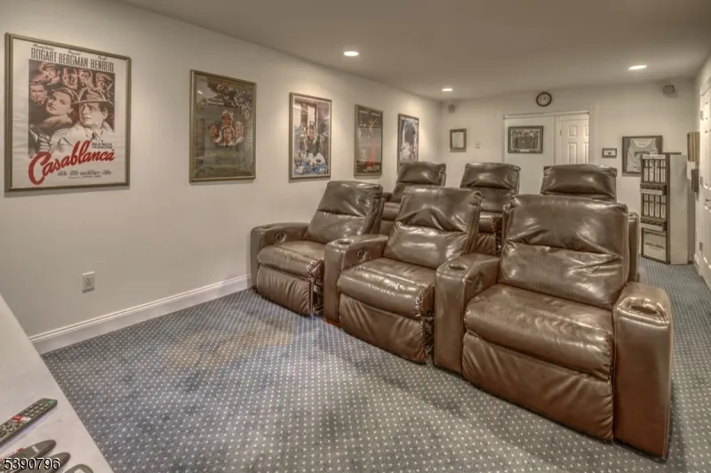 6 Wright Ln Mendham, NJ 07931