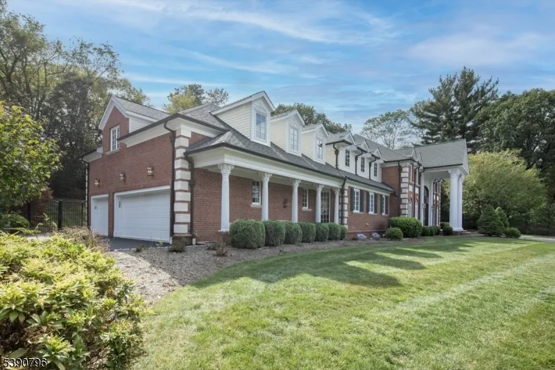 6 Wright Ln Mendham, NJ 07931