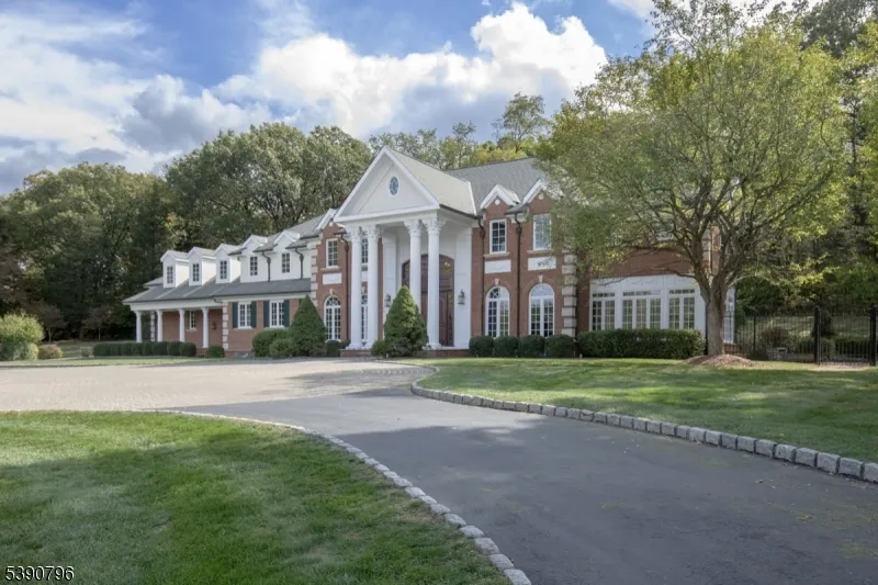 6 Wright Ln Mendham, NJ 07931