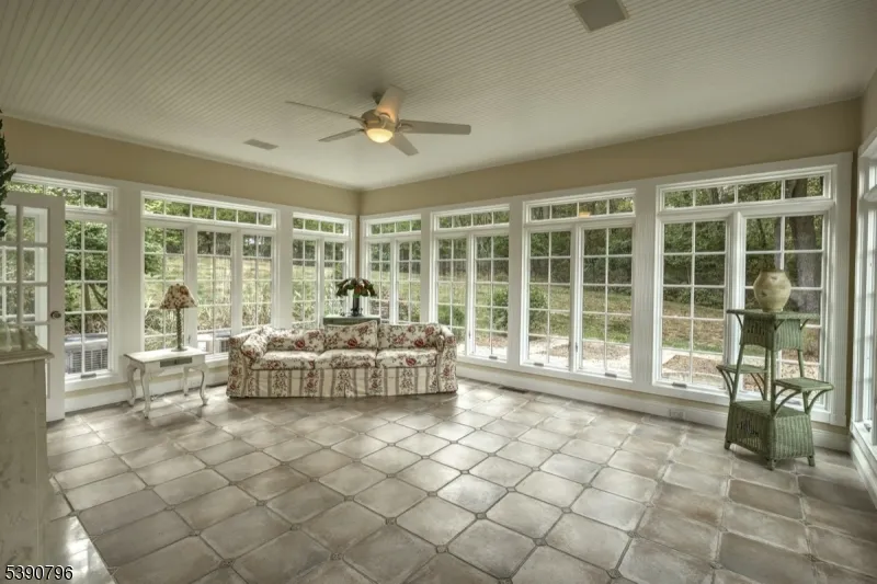 6 Wright Ln Mendham, NJ 07931