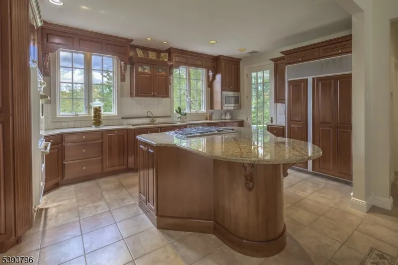6 Wright Ln Mendham, NJ 07931