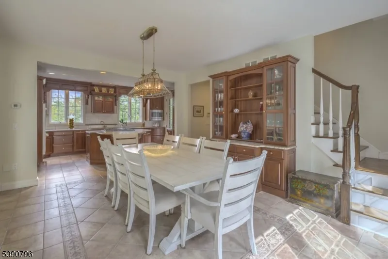 6 Wright Ln Mendham, NJ 07931