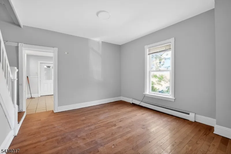 582 Roseberry St Phillipsburg Town, NJ 08865