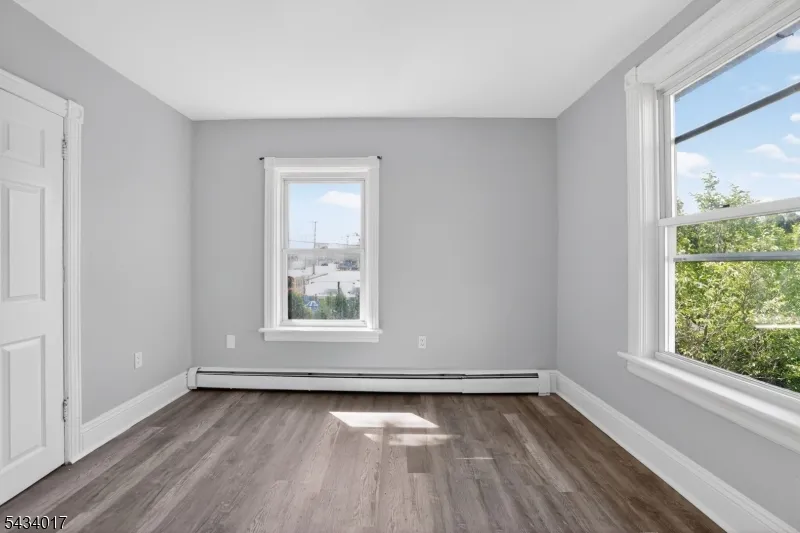 582 Roseberry St Phillipsburg Town, NJ 08865