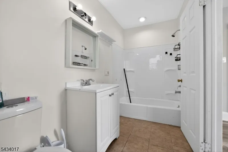 582 Roseberry St Phillipsburg Town, NJ 08865