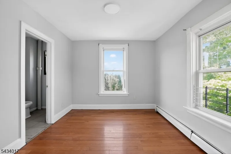 582 Roseberry St Phillipsburg Town, NJ 08865