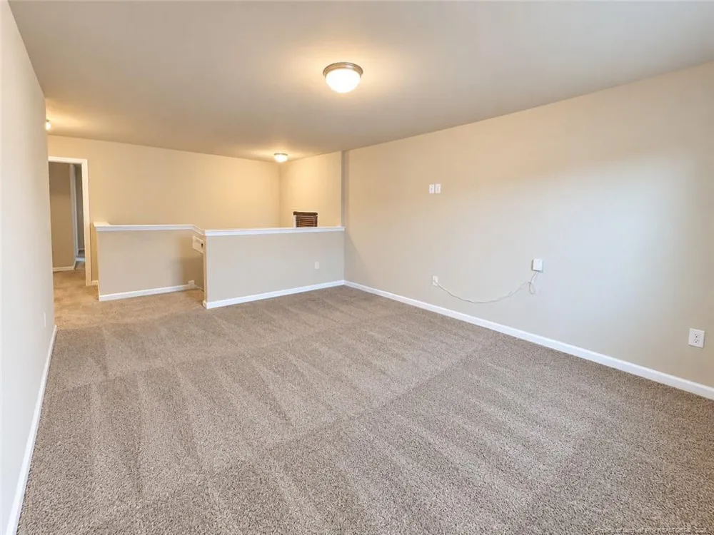 1069 Emerald Stone Loop Hope Mills, NC 28348