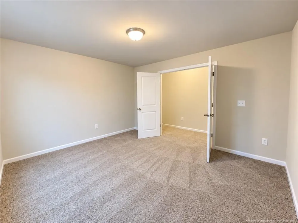 1069 Emerald Stone Loop Hope Mills, NC 28348