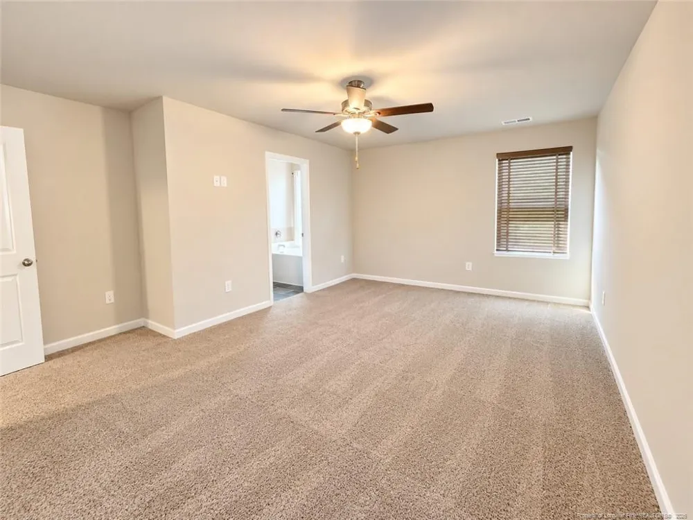 1069 Emerald Stone Loop Hope Mills, NC 28348