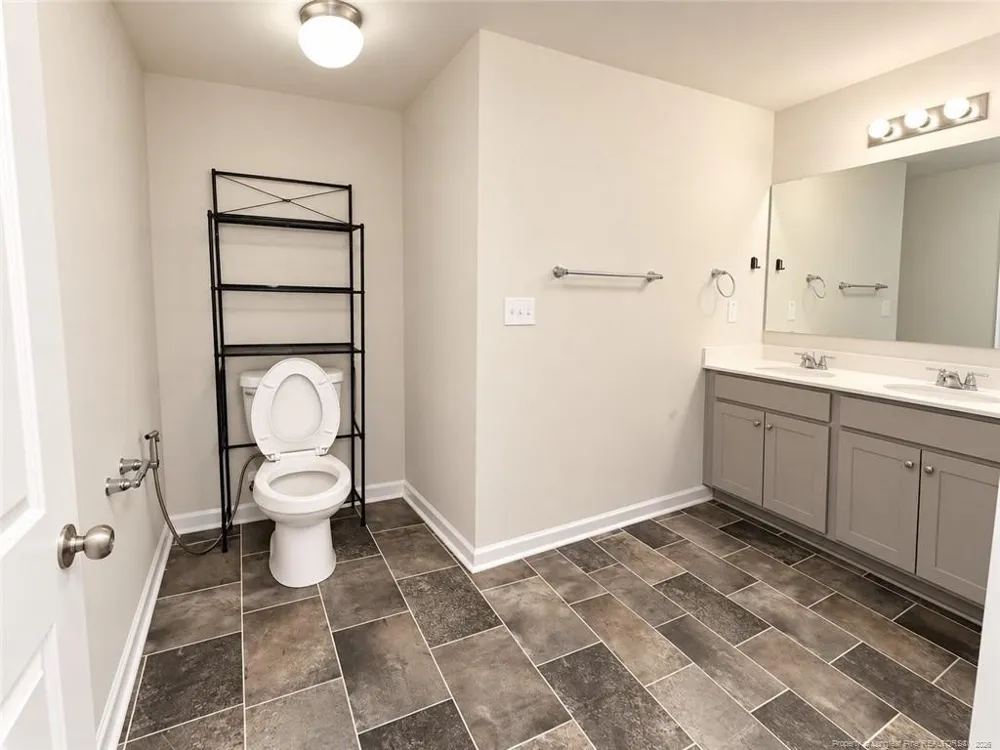1069 Emerald Stone Loop Hope Mills, NC 28348