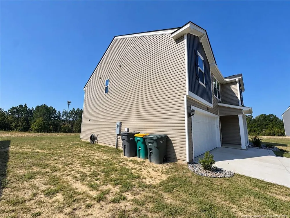 1069 Emerald Stone Loop Hope Mills, NC 28348
