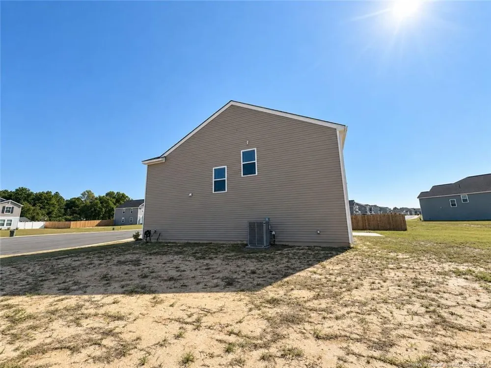 1069 Emerald Stone Loop Hope Mills, NC 28348