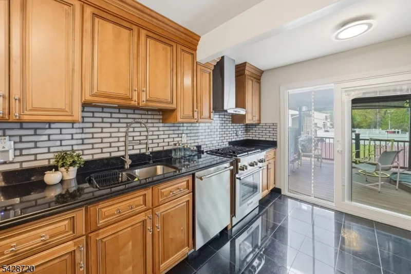 1351 Suwanee Dr North Brunswick, NJ 08902