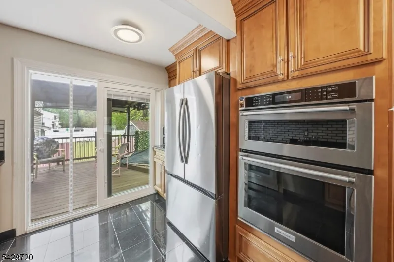 1351 Suwanee Dr North Brunswick, NJ 08902