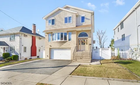 17 Pleasant Pl