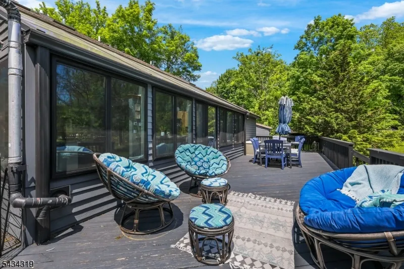 1404 State Route 57 Mansfield, NJ 07865