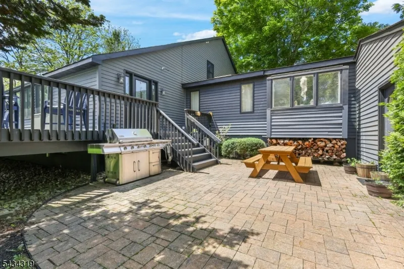 1404 State Route 57 Mansfield, NJ 07865