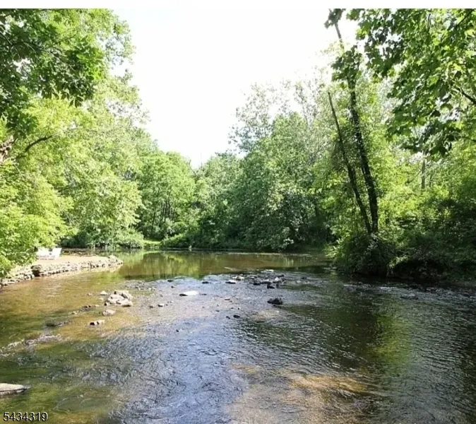 1404 State Route 57 Mansfield, NJ 07865