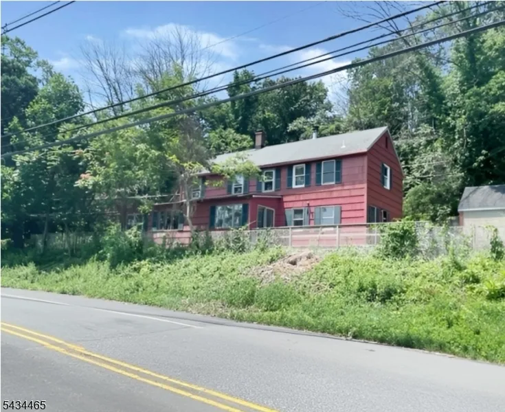 438 Old Dover Rd Parsippany-Troy Hills, NJ 07950