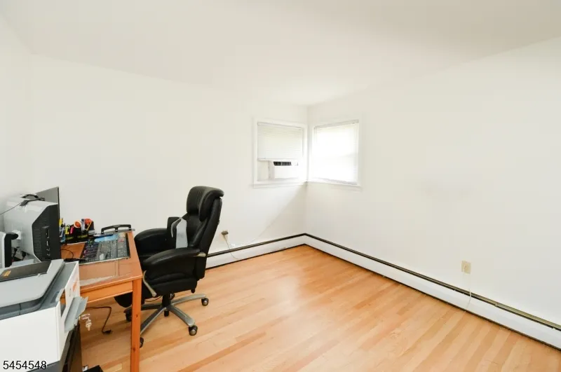 8 Henderson Blvd Fair Lawn, NJ 07410