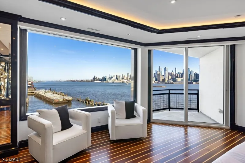 600 Harbor #1079 Unit 1079 Weehawken, NJ 07086