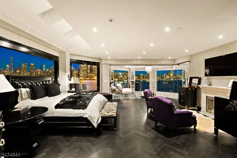 600 Harbor #1079 Unit 1079 Weehawken, NJ 07086