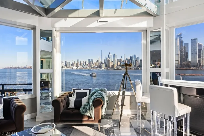 600 Harbor #1079 Unit 1079 Weehawken, NJ 07086