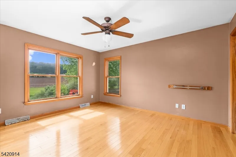 441 Pittstown Rd Franklin, NJ 08867