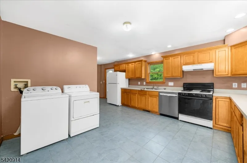 441 Pittstown Rd Franklin, NJ 08867