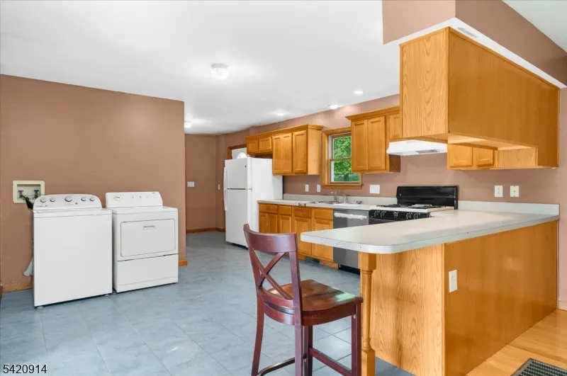 441 Pittstown Rd Franklin, NJ 08867