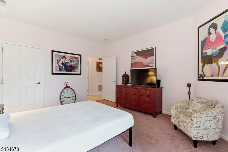 1328 Hamilton Dr Rockaway, NJ 07866