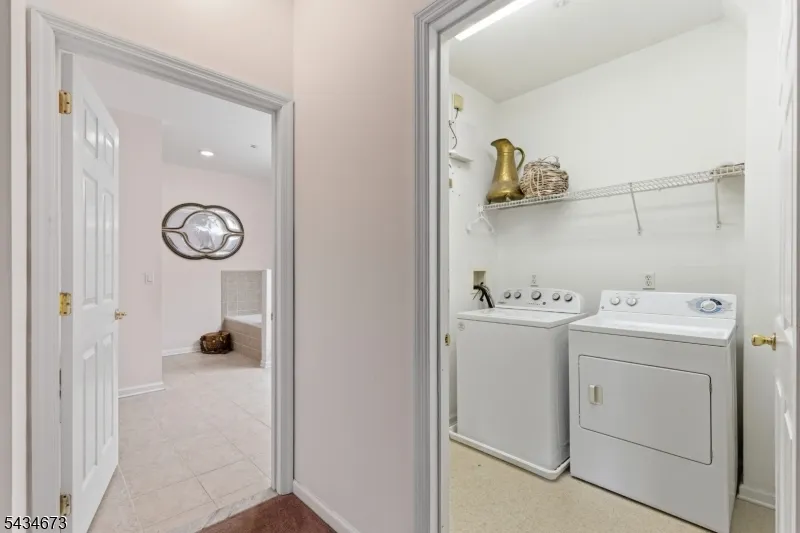 1328 Hamilton Dr Rockaway, NJ 07866