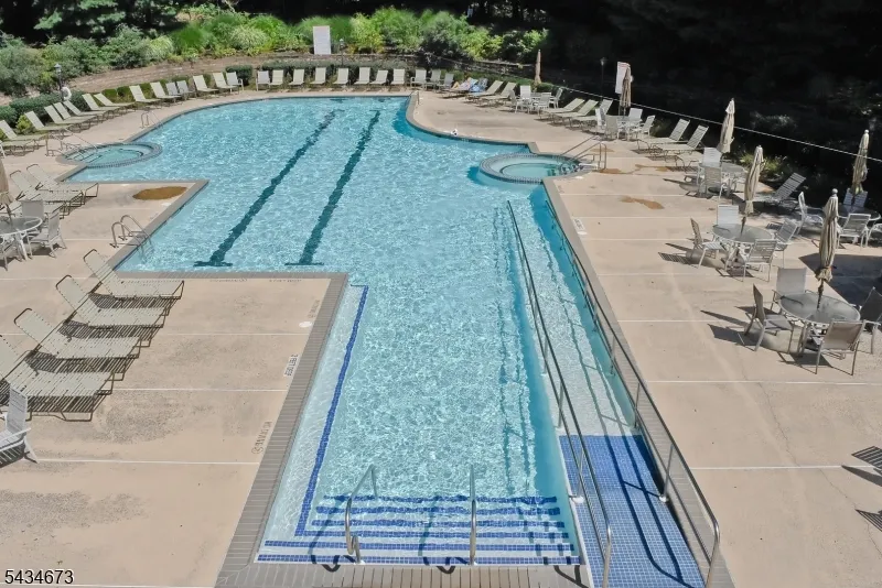 1328 Hamilton Dr Rockaway, NJ 07866
