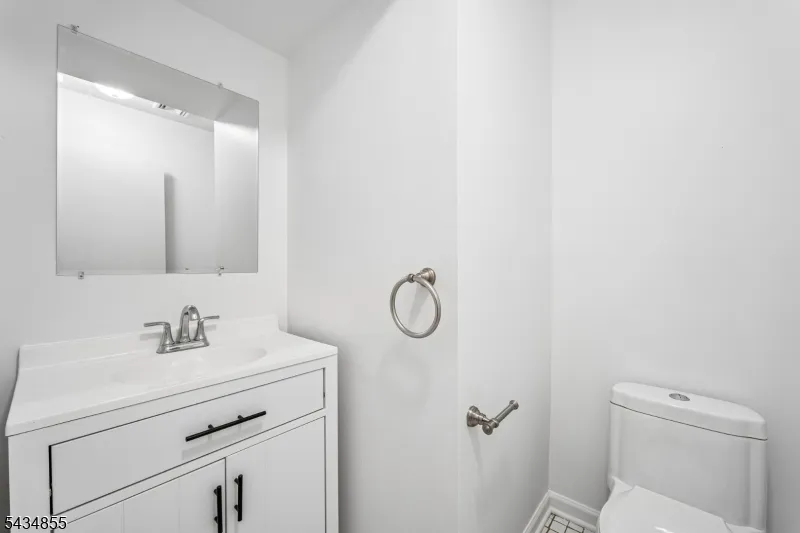 304 Heights Dr Haledon, NJ 07508