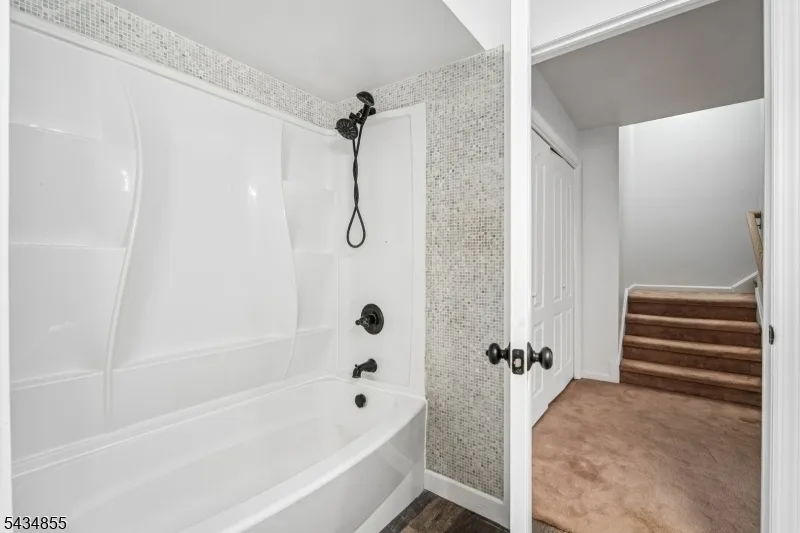304 Heights Dr Haledon, NJ 07508