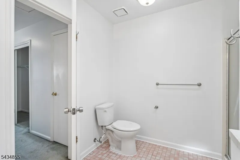 304 Heights Dr Haledon, NJ 07508