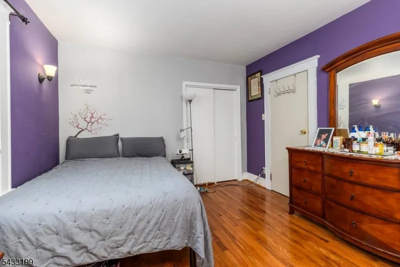 54 Bedford Ave Teaneck, NJ 07666