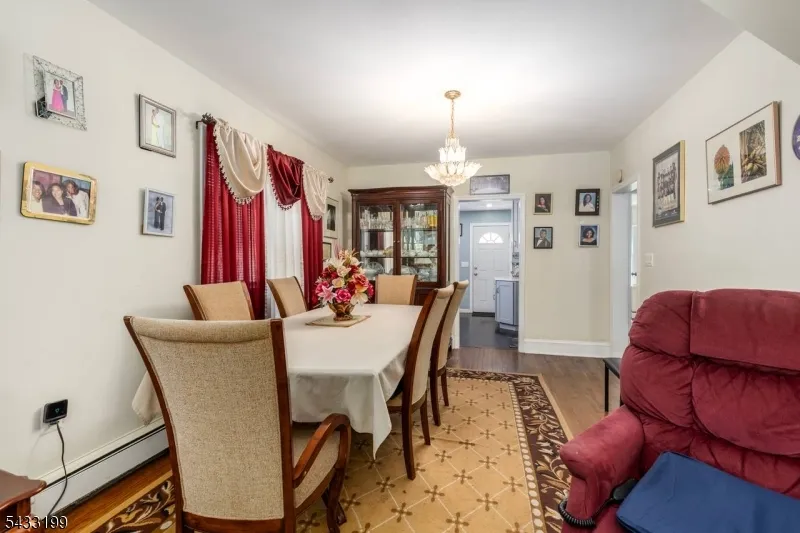 54 Bedford Ave Teaneck, NJ 07666