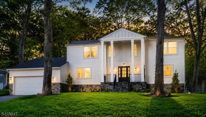 59 Tremont Ter Livingston, NJ 07039